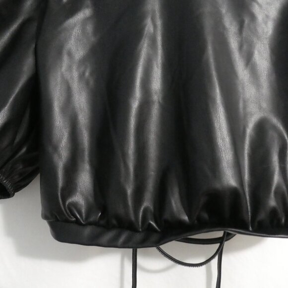 DIVIDED H&M | medium | Black Laced Detail Top | Puff Sleeve NWOT - Picture 6 of 16